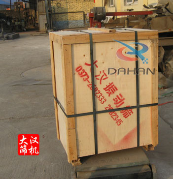 拍擊式標(biāo)準振篩機